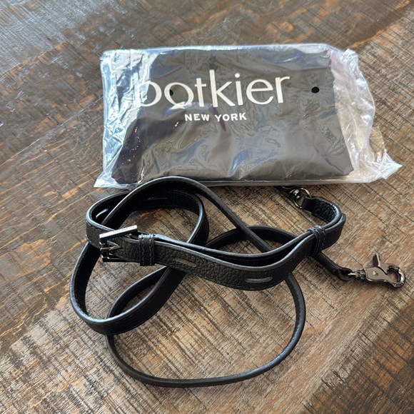 Botkier Leather Soho Hobo Shoulder Bag NWT - Picture 6 of 6